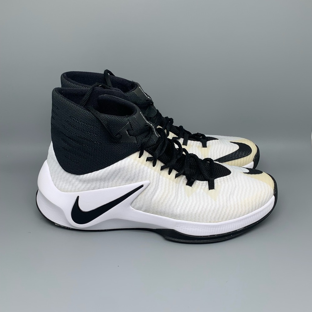 Nike Zoom Out Clear Out Basketball‎ Shoes 844372-001 Men’s Sz 10.5